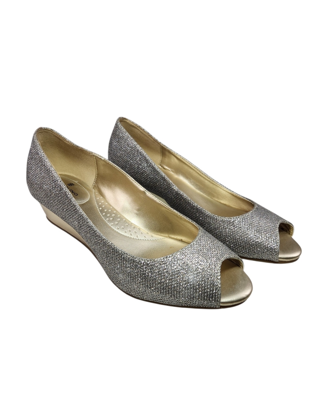 Bandolino Silver Glitter Wedge Pumps Peep Toe Comfort Heel Size 8 Wedding Glam